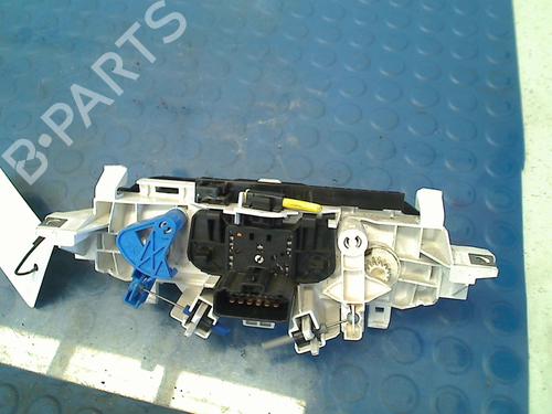 Climate control RENAULT TWINGO II (CN0_) 1.2 (CN0D) | BP13740458I5 