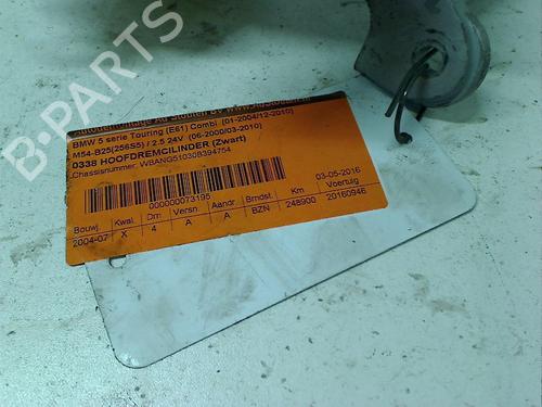 Used Brake master cylinder BMW 5 Touring (E61) 525 i (192 hp) 11301685