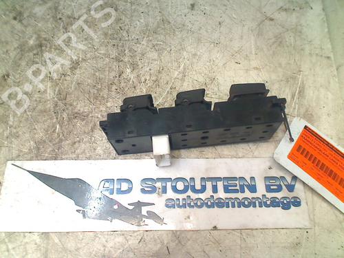 Left front window switch HYUNDAI SANTA FÉ II (CM) 2.2 CRDi | BP11310569I27 