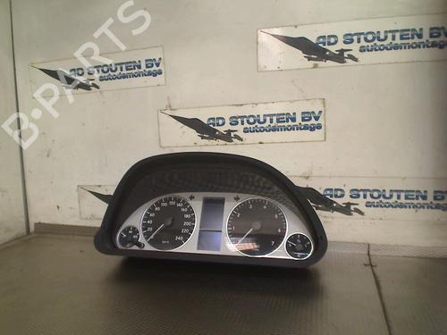 Used Display monitor MERCEDES-BENZ B-CLASS Sports Tourer (W245) B 150 (245.231) (95 hp) 29909758