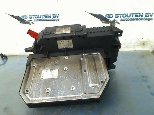 Used Fuse box MERCEDES-BENZ S-CLASS (W221, V221) S 500 (221.071, 221.171) (388 hp) 22911188