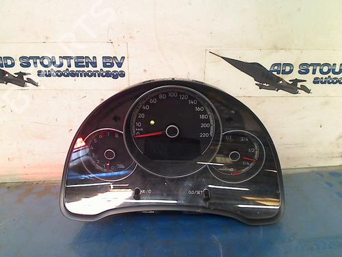 Display Display VW UP! (121, 122, BL1, BL2, BL3, 123) 1.0 (60 hp) 33717373 33717373