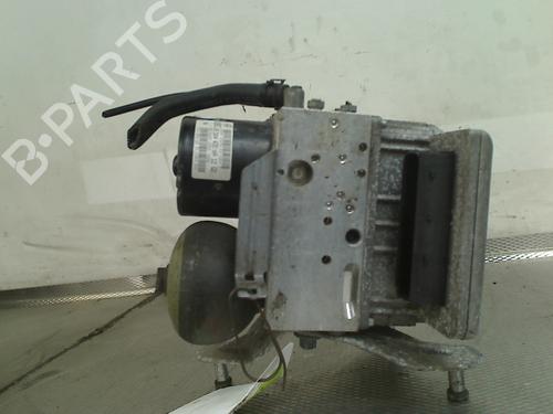 Módulo de ABS Módulo de ABS MERCEDES-BENZ E-CLASS (W211) E 240 (211.061) (177 hp) 33840124 33840124