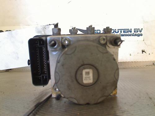 ABS pump CITROËN C3 II (SC_) 1.2 VTi 82 | BP31263069M43 