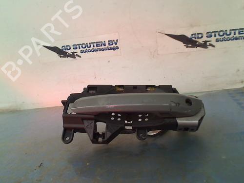 Used Front left exterior door handle AUDI A4 B9 Avant (8W5, 8WD) 35 TFSI Mild Hybrid (150 hp) 16902183