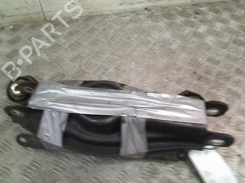 Used Right front suspension arm BMW 1 (E87) 118 d (122 hp) 13124779