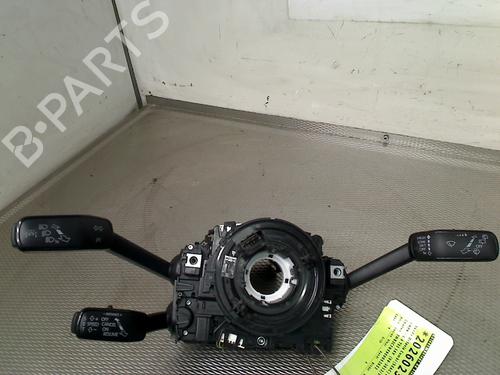 Used Steering column stalk SKODA OCTAVIA III Combi (5E5, 5E6) 1.4 TSI (140 hp) 33037720