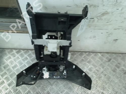 Gear lever MITSUBISHI GRANDIS (NA_W) 2.4 MIVEC (NA4W) | BP11310652M90 