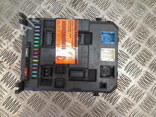 Used Fuse box Fuse box CITROËN C3 II (SC_) 1.0 VTi 68 (68 hp) 11308982 11308982