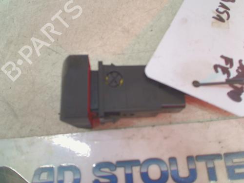 Warning switch HYUNDAI SANTA FÉ I (SM) 2.4 16V 4x4 | BP13125616I22 