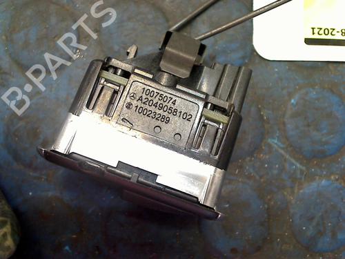 Switch MERCEDES-BENZ B-CLASS Sports Tourer (W246, W242) B 180 (246.242) | BP13616359I30 
