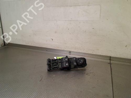 Used Left front window switch Left front window switch RENAULT MEGANE III Hatchback (BZ0/1_, B3_) 1.2 TCe (BZ2B, BZ11) (116 hp) 36674082 36674082