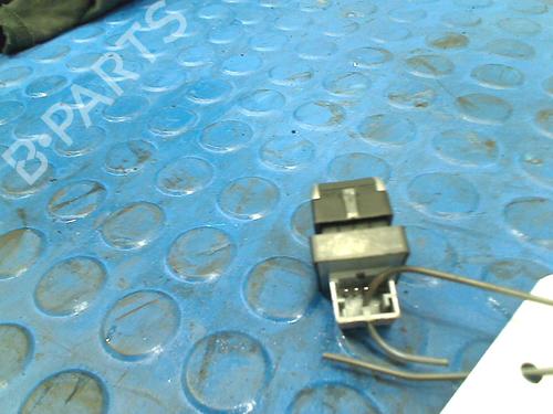 Switch AUDI A7 Sportback (4GA, 4GF) RS7 quattro | BP11322229I30