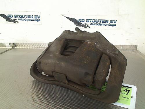 Højre bremsekaliber foran VOLVO V50 (545) 2.0 D (136 hp) 31039935