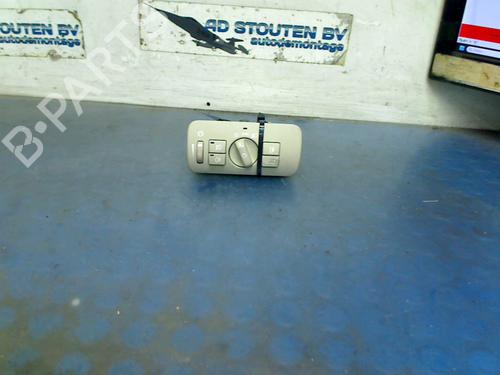 Used Headlight switch VOLVO XC70 II (136) D5 AWD (205 hp) 22333070