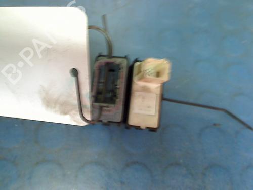 Switch PEUGEOT PARTNER Box Body/MPV 1.6 HDi / BlueHDi 75 | BP17067230I30
