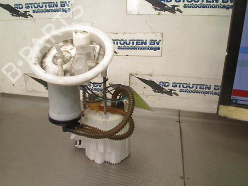 Used Fuel pump BMW 1 (F21) 114 i (102 hp) 31014582