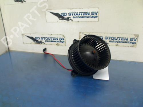 Moteur de chauffage MERCEDES-BENZ A-CLASS (W177) A 200 (177.087) (163 hp) 23567534