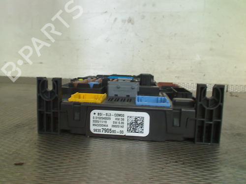 Fuse box OPEL VIVARO C Van (K0) 2.0 | BP39136089E1 - Image 3