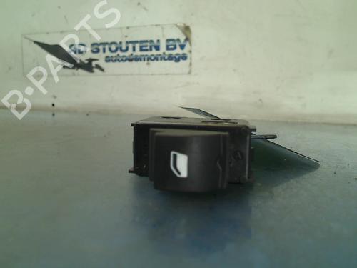 Used Switch PEUGEOT 208 I (CA_, CC_) 1.0 VTi (68 hp) 13548162