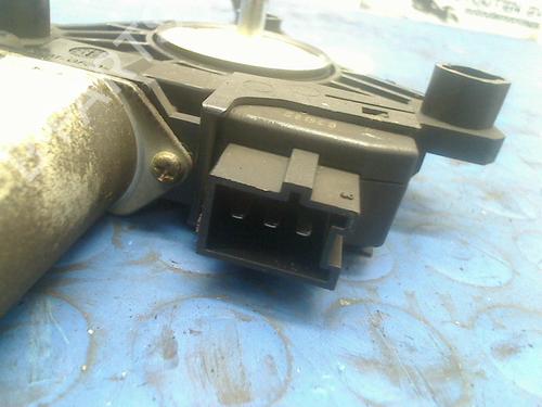 Left rear window motor MERCEDES-BENZ A-CLASS (W176) A 250 (176.044) | BP11428214E23 
