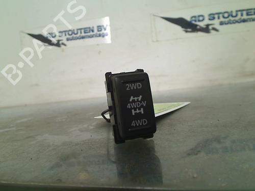 Used Switch NISSAN JUKE (F15) 1.6 DIG-T NISMO RS 4x4 (214 hp) 18233464