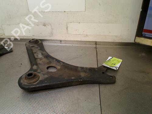 Venstre fortil bærearm CITROËN DS3 (SA_) 1.6 HDi 90 (92 hp) 30834546