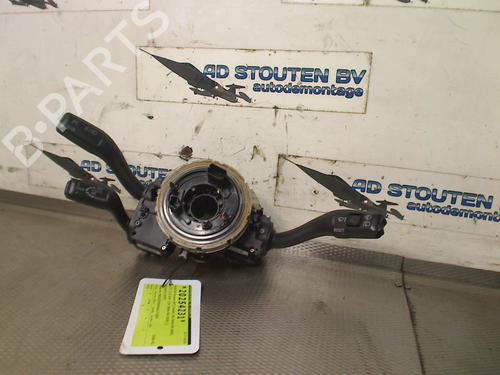 Used Steering column stalk AUDI A4 B7 Avant (8ED) 2.0 (130 hp) 30121124