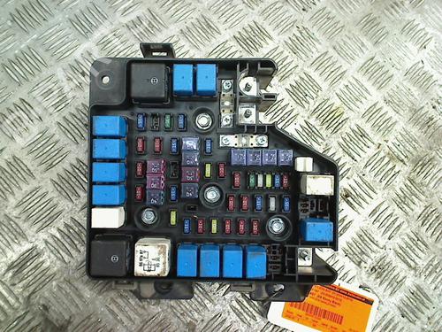 Used Fuse box HYUNDAI SANTA FÉ II (CM) 2.2 CRDi (139 hp) 11310536