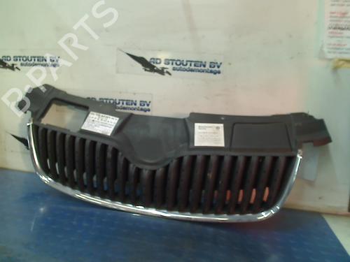 Used Grille SKODA FABIA II Combi (545) 1.4 (86 hp) 11327959