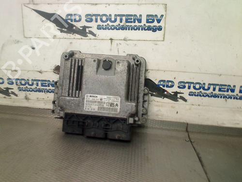 Computer motormanagement PEUGEOT 308 II (LB_, LP_, LW_, LH_, L3_) 1.6 HDi (92 hp) 30150459
