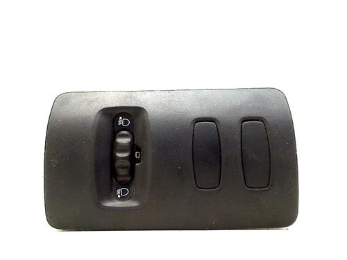 Used Switch RENAULT CLIO III (BR0/1, CR0/1) 1.2 16V (BR02, BR0J, BR11, CR02, CR0J, CR11) (75 hp) 11307189