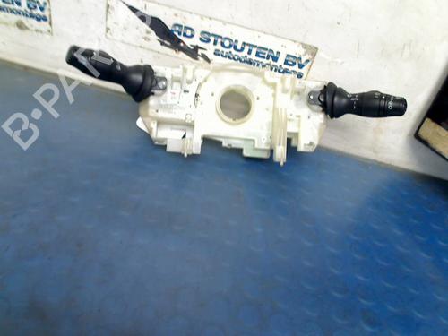 Used Steering column stalk RENAULT MEGANE III Grandtour (KZ0/1) 1.5 dCi (KZ09, KZ0D, KZ1G, KZ29, KZ14, KZ1W, KZ10, KZ1F,... (110 hp) 21586509
