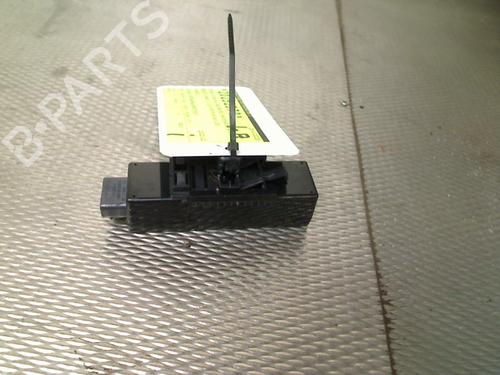 Control unit CITROËN C4 III (BA_, BB_, BC_) 1.2 PureTech 130 (BAHNSA, BAHNSB) | BP28100724M11 - Image 4