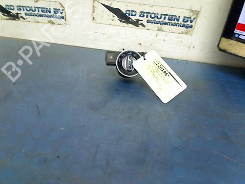 Used Headlight switch Headlight switch MERCEDES-BENZ M-CLASS (W166) ML 350 BlueTEC 4-matic (166.024, 166.023) (258 hp) 33458481 33458481
