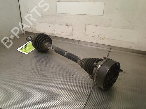 Drivaksel fortil venstre VW GOLF VI (5K1) 1.2 TSI (105 hp) 31360743