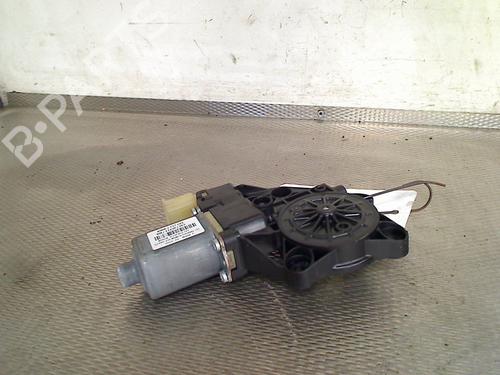 Rudehejsemotor forskærm højre Rudehejsemotor forskærm højre 39559463 39559463
