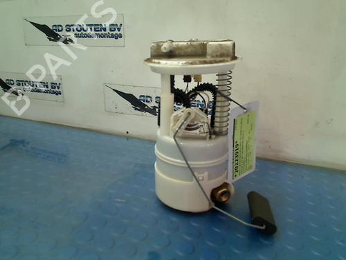 Used Fuel pump NISSAN NOTE (E11, NE11) 1.6 (110 hp) 11326876