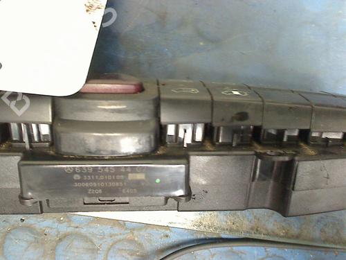 Warning switch MERCEDES-BENZ VITO / MIXTO Van (W639) 109 CDI (639.601, 639.603, 639.605) | BP18960204I22 