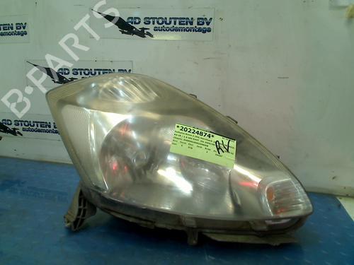 Used Right headlight DAIHATSU SIRION (M3_) 1.3 (M301) (87 hp) 24470497