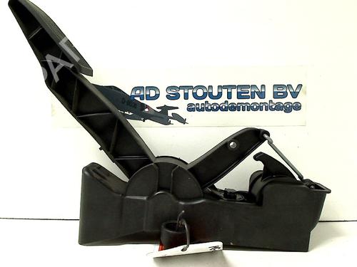 Used Pedal Pedal 13123383 13123383
