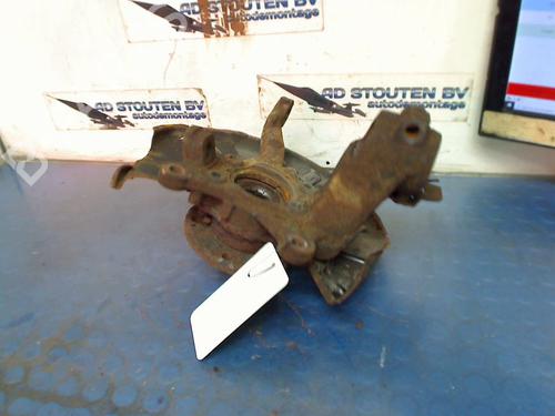 Used Left front steering knuckle AUDI A3 Sportback (8PA) 2.0 TDI 16V (140 hp) 16783183