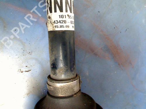 Left front driveshaft TOYOTA YARIS (_P9_) 1.33 VVT-i (NSP90_, NSP90R) | BP31335757M38