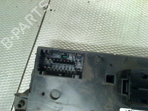 Fuse box IVECO DAILY IV Van 40C17 V, 40C17 V/P | BP39206477E1 - Image 4