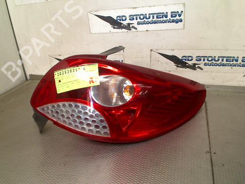 Used Right taillight Right taillight 39098157 39098157