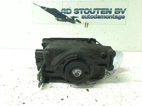 Used Switch HYUNDAI TUCSON (JM) 2.0 (141 hp) 13123066