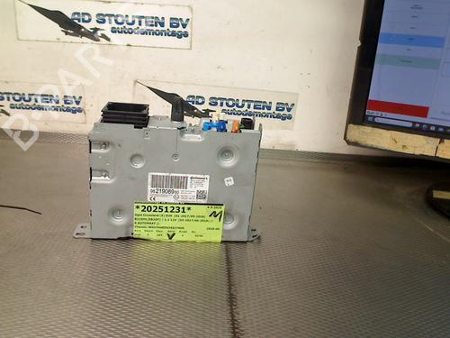 Used Radio OPEL CROSSLAND X / CROSSLAND (P17, P2QO) 1.2 (75) (110 hp) 25729152