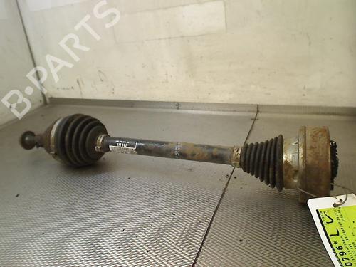 Used Left front driveshaft VW GOLF VI (5K1) 1.4 TSI (122 hp) 32519655