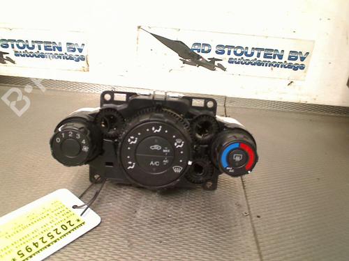 Used Climate control FORD FIESTA VI (CB1, CCN) 1.25 (82 hp) 29299781