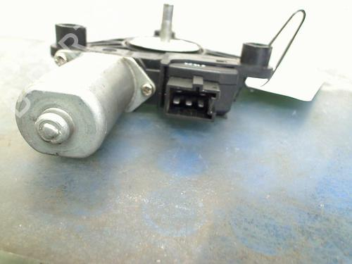 Left rear window motor MERCEDES-BENZ GLA-CLASS (X156) GLA 45 AMG 4-matic (156.952) | BP21055769E23 